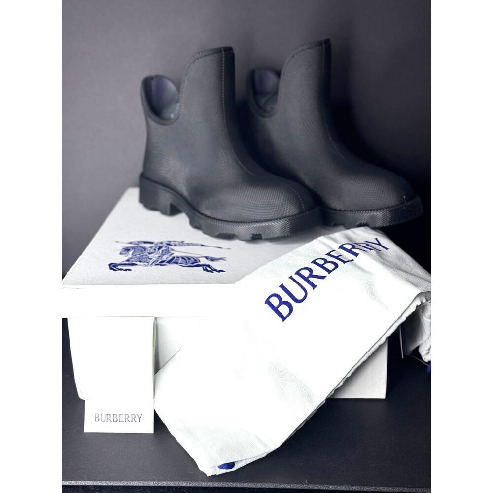 BURBERRY Marsh Low Black Rubber Boots Rain Snow Textured EU 40 US 10 UK 7 $820 - Picture 2 of 10